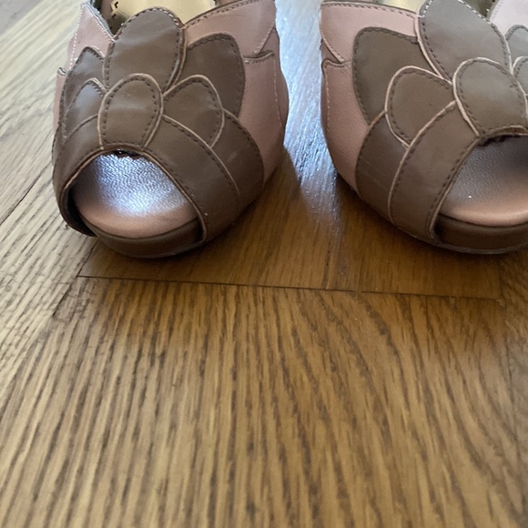 2/$25 - Poetic License// heels, size 7.5 - Picture 2 of 8